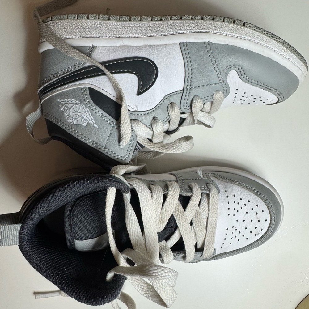 Nike Dunk high tops. Air Jordan
